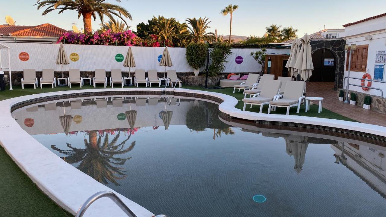 Rainbow Golf Bungalows, Gay Men-Only Resort Maspalomas  Exterior foto